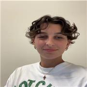 Disponibile per qualsiasi bambino/a che abbia bisogno di un aiuto con i compiti